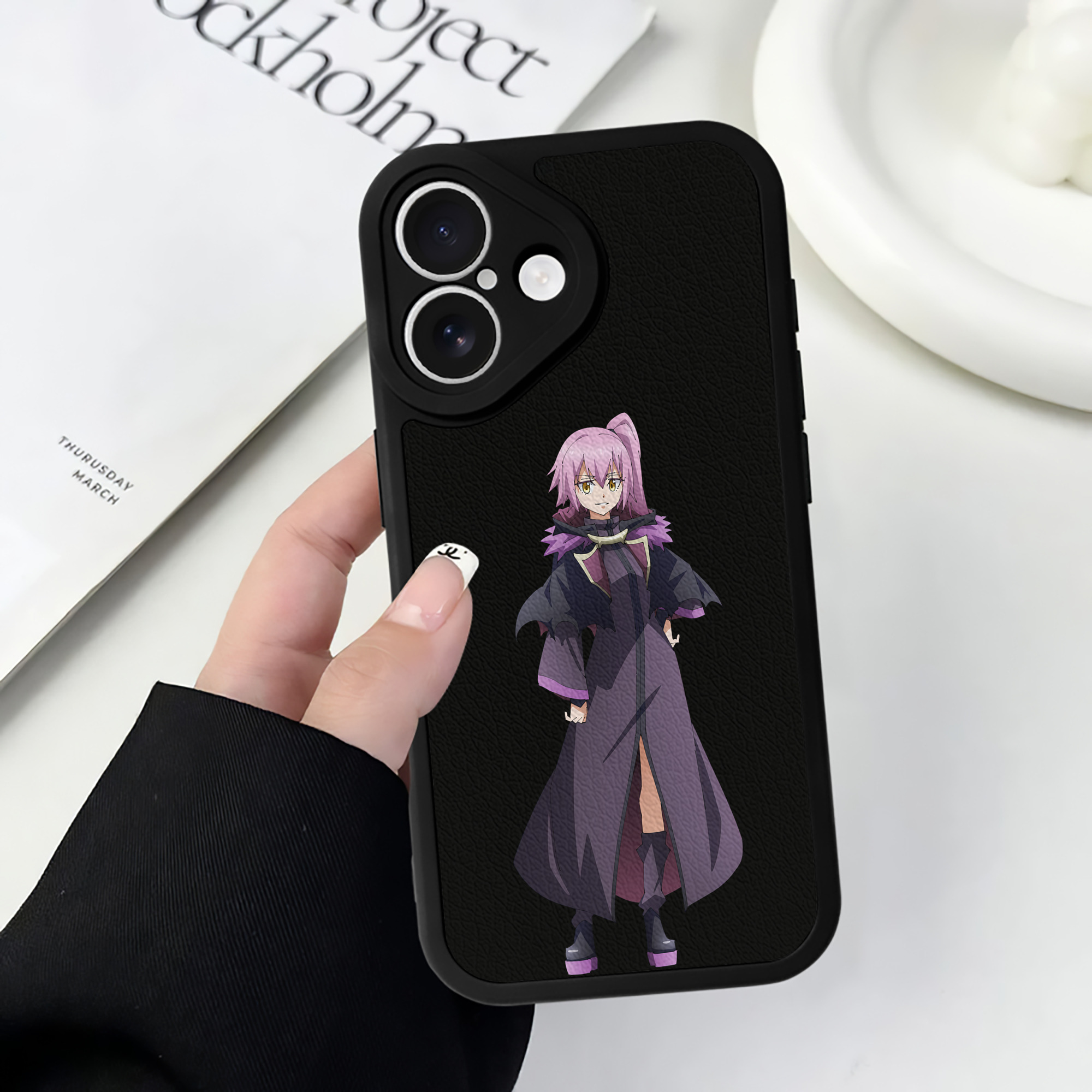 （画像用） 転スラ Regarding Reincarnated to Slime 【iPhone 16シリーズ対応】シリコンスマホケース（レザー調） 材質：シリコン
